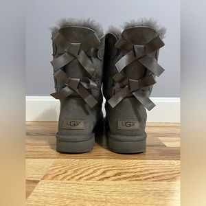 UGG Bailey Bow II Grey Boots